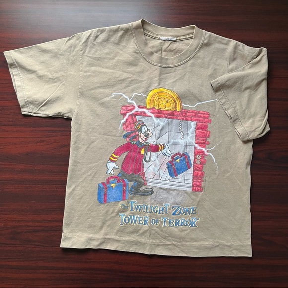 Vintage Disney The Twilight Zone Tower of Terror Shirt Goofy Bellhop Men’s Small - Picture 1 of 4